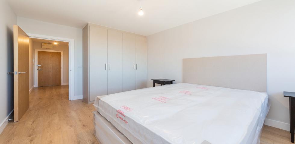 			PARKING SPACE , 1 Bedroom, 1 bath, 1 reception Apartment			 Church Lane , KINGSBURY 